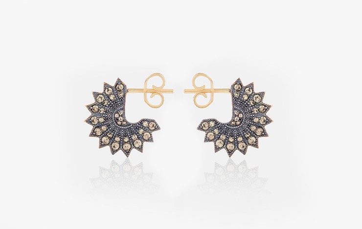 POWER OF LIGHT LOTUS FULL SMALL DIAMOND EARRINGS