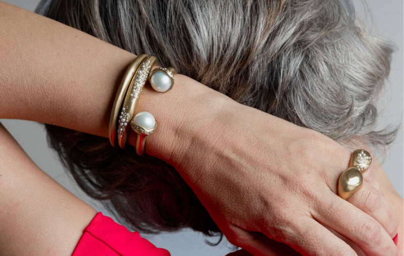 DROP SHINE OVAL CUFF