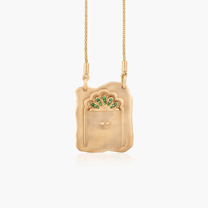 DOOR OF LUCK NECKLACE