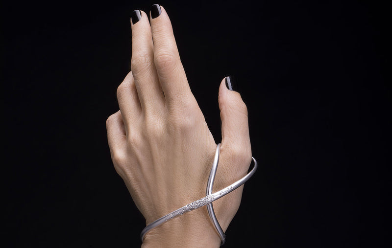 FUSE GLAMOUR WRISTBAND GREY