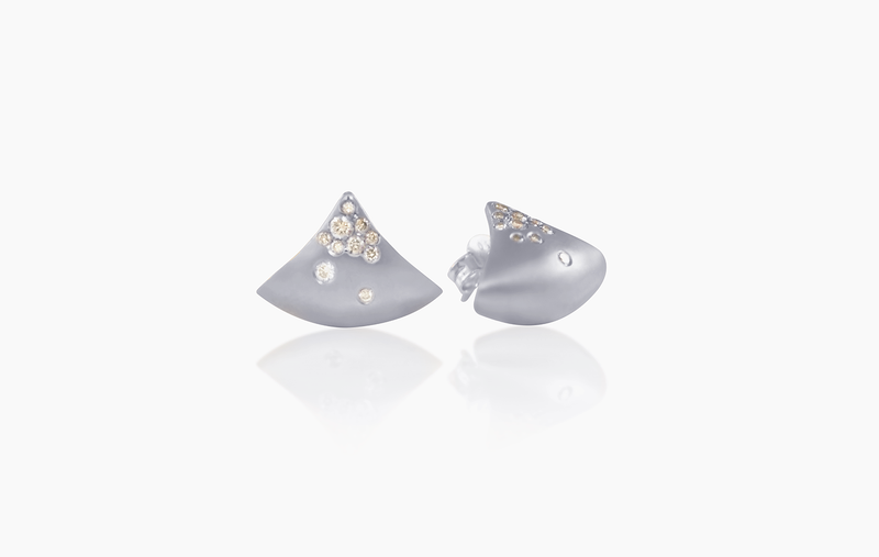 FUSE HUG EARLOBE CHAMPAGNE