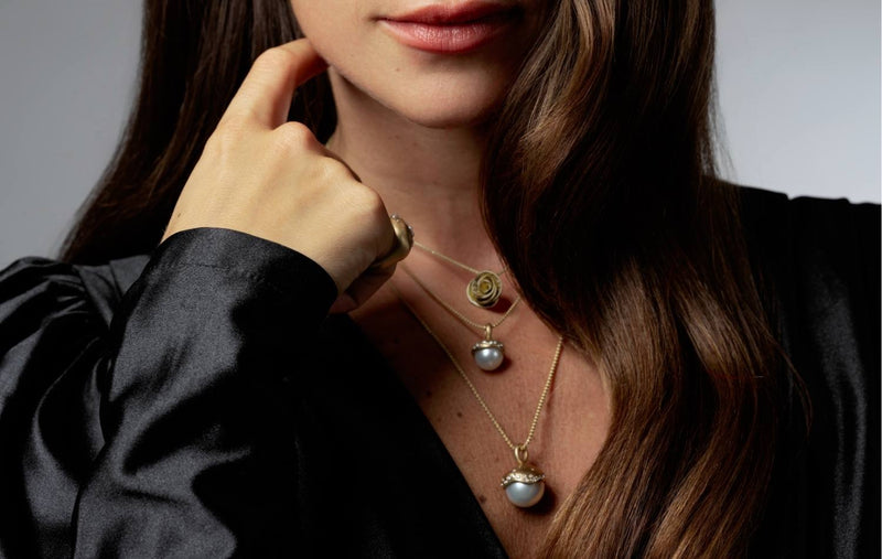 ROSE MINI NECKLACE