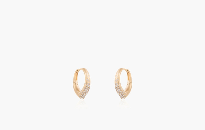 THE ARCH POWER MINI HOOP EARRINGS