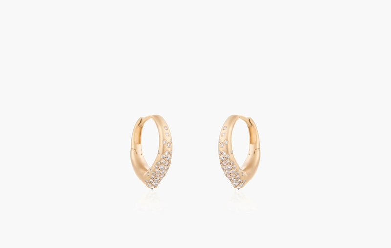 THE ARCH POWER BIG HOOP EARRINGS