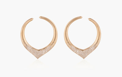 THE ARCH POWER LARGE HOOP EARRING