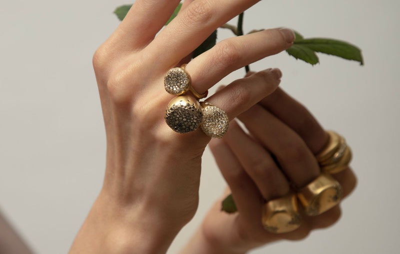 BABY MALAK FLOURISH CAVIAR BIG ROUND RING