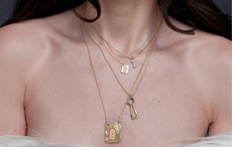 DOOR OF RESILIENCE MINI NECKLACE