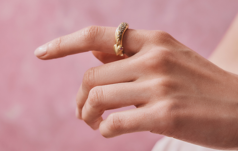 WAVE OF JOY CHARM LOVE RING